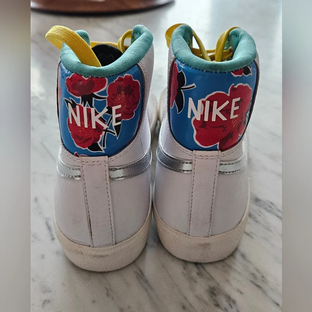 Nike Blazer Mid '77 Big Kids' Shoes‎ White-Metallic Silver Sz 5.5Y